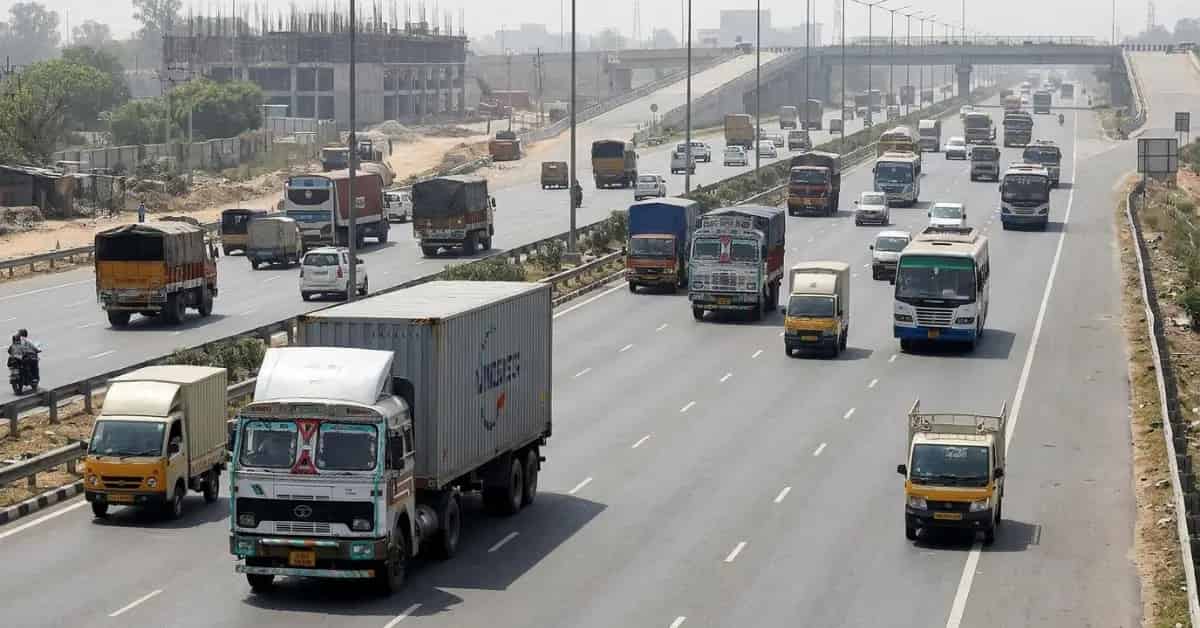 Indian CV Market Forecast to Hit Record 12.4 Lakh Units in FY27