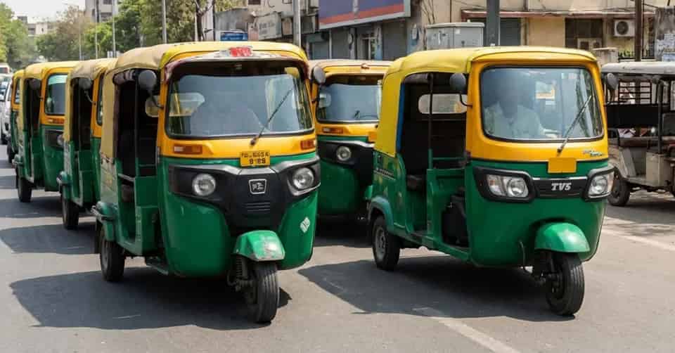 Three-Wheeler Sales Cross Over 1 Lakh Units in March 2026