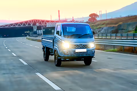 Tata Intra V50 LNT 2600/CLB thumbnail