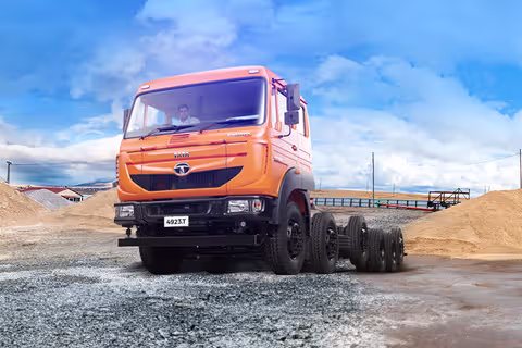 Tata Signa 4923.T CAB/6730 thumbnail