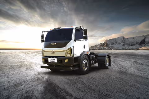 Tata Ultra 3021.S 3320/Cowl thumbnail