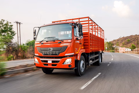 Eicher Pro 3018XP Plus 6690/CBC thumbnail