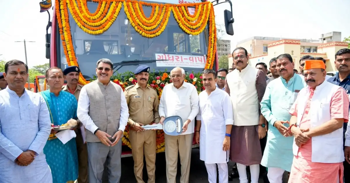 Gujarat CM Flags Off 182 State Buses for 182 Constituencies Gujarat CM Flags Off 182 State Buses for 182 Constituencies-image