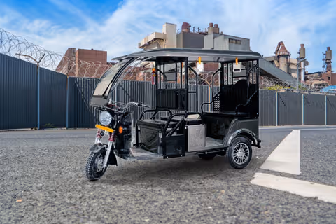 Kaptech Passenger E-Rickshaw thumbnail