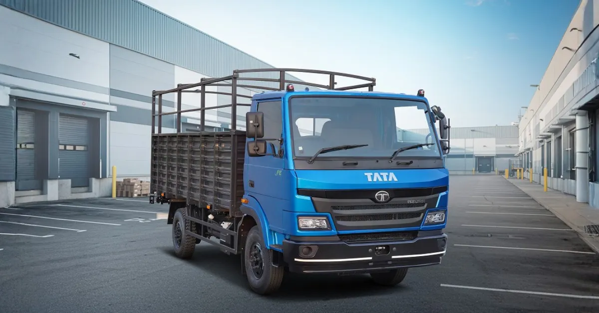 Tata Azura 710 Truck Launched in India with 4135 kg Payload Tata Azura 710 Truck Launched in India with 4135 kg Payload-image