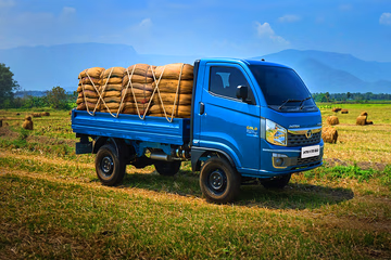 Tata Intra V30 Gold thumbnail